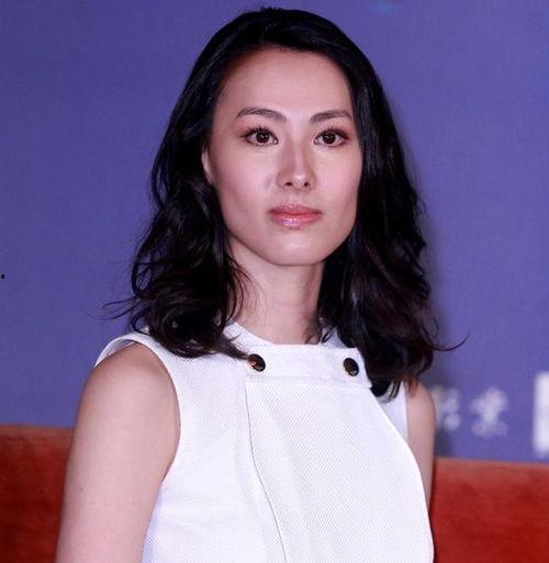 梁洛施照片,光影流转，美丽永恒